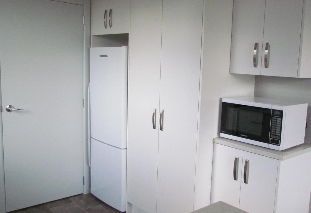 伯奇伍德小屋酒店 蒂阿瑙湖 客房 照片